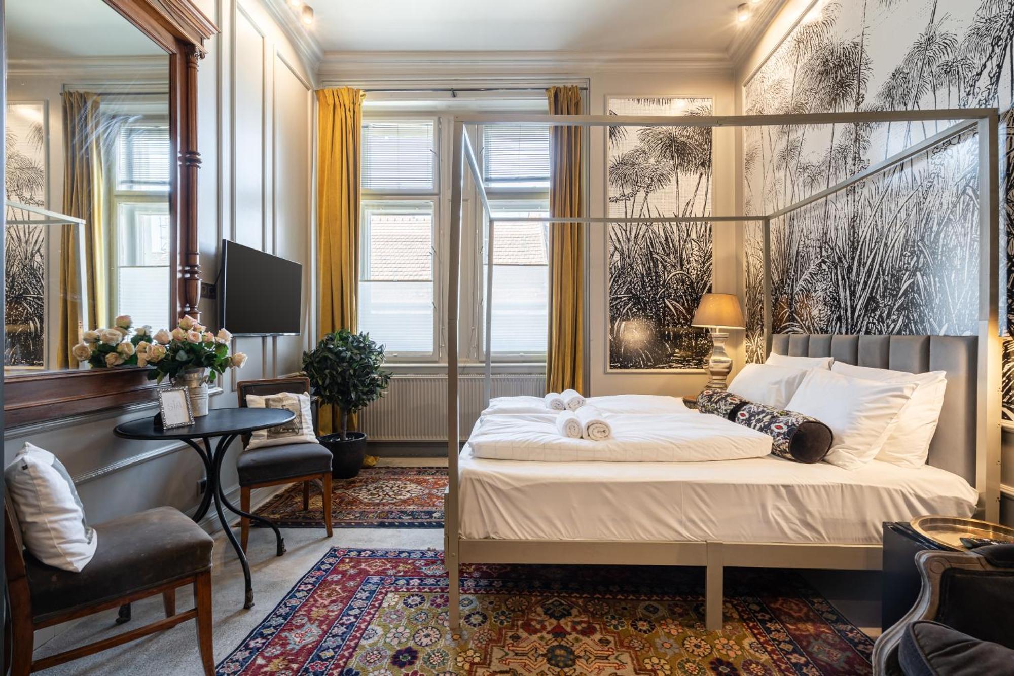 Apartment Jungle Design 2bdr *